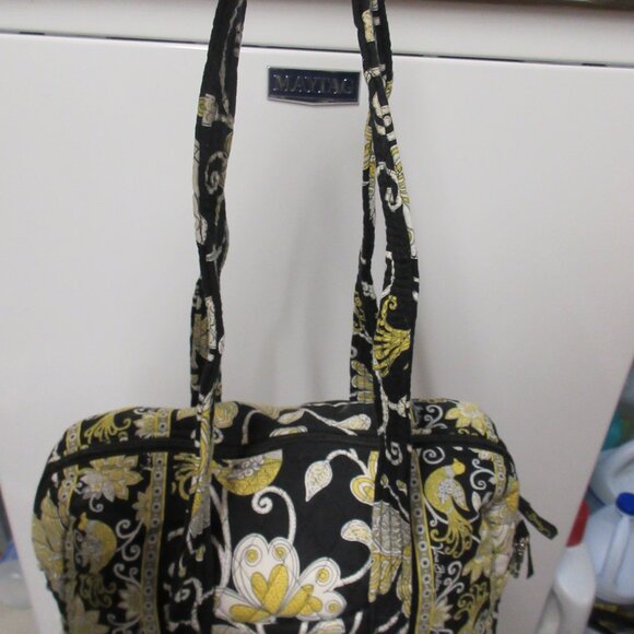 VINTAGE RETIRED 2009 VERA BRADLEY YELLOW BIRD PATTERN PURSE - Picture 2 of 6